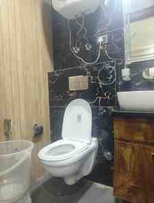 3 BHK + 3 Baths (1,300 sqft) Builder/Independent Floor for Rent in Ryhan Square Vasant Kunj, South Delhi