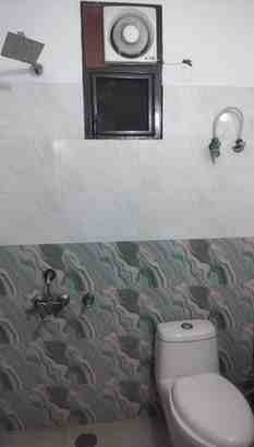 3 BHK + 2 Baths (1,000 sqft) Villa for Rent in Rajpur Khurd Village, South Delhi