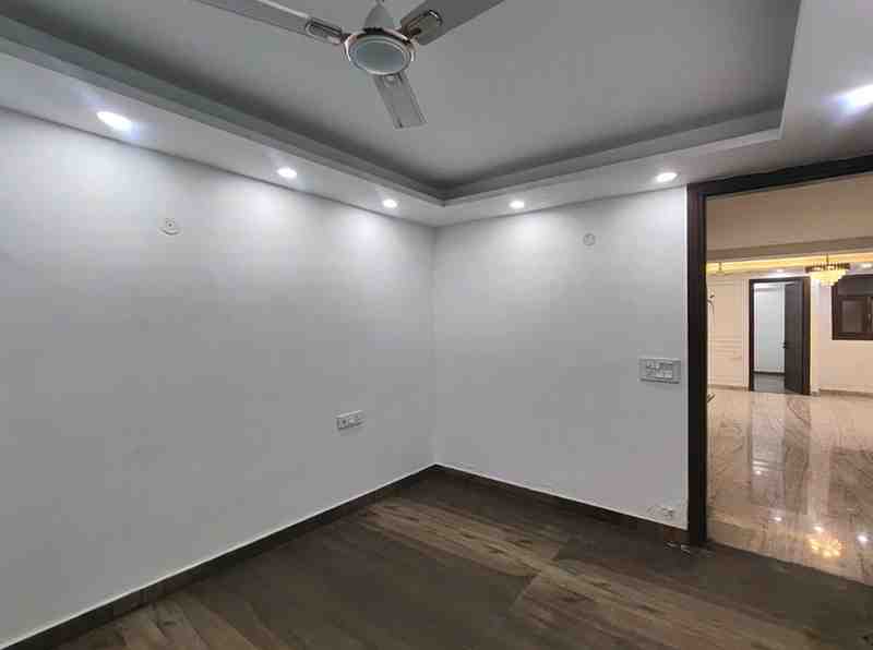 4 BHK + 3 Baths (1,400 sqft) Builder/Independent Floor for Rent in Independent Floor Malviya Nagar, South Delhi