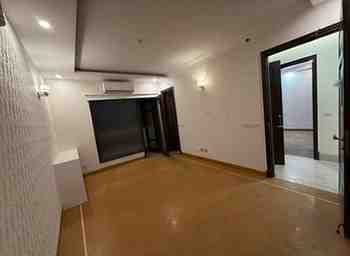 5 BHK + 3 Baths (2,367 sqft) Apartment/Flat for Rent in Chirag Delhi, South Delhi