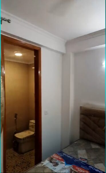 1 BHK + 1 Bath (400 sqft) Builder/Independent Floor for Rent in A Block, Paryavaran Complex