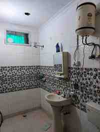 1 BHK + 1 Bath (400 sqft) Builder/Independent Floor for Rent in Akshardham Apartment, Dwarka
