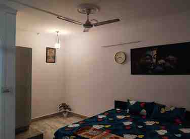 1 BHK + 1 Bath (550 sqft) Builder/Independent Floor for Rent in Sriniwas Puri