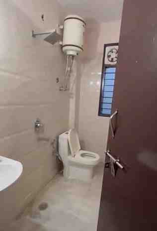 1 BHK + 1 Bath (590 sqft) Apartment/Flat for Rent in Janta Flats, Sector 16B, Dwarka