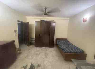 1 RK + 1 Bath (400 sqft) Studio Apartment for Rent in Sarvodaya Enclave