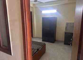 1 RK + 1 Bath (180 sqft) Studio Apartment for Rent in Malik Apartment, Vasant Kunj