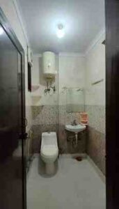 2 BHK + 1 Bath (1,800 sqft) Builder/Independent Floor for Rent in Saket