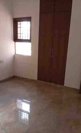 2 BHK + 1 Bath (920 sqft) Apartment/Flat for Rent in DDA Flats Munirka, South Delhi