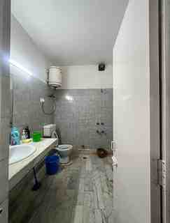 2 BHK + 1 Bath (1,250 sqft) Builder/Independent Floor for Rent in E Block, East of Kailash