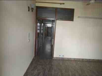2 BHK + 2 Baths (950 sqft) Builder/Independent Floor for Rent in I Block, Lajpat Nagar 1