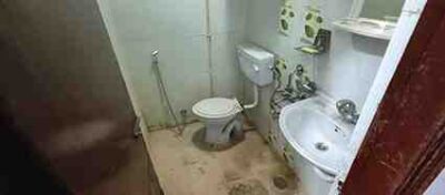 2 BHK + 2 Baths (900 sqft) Builder/Independent Floor for Rent in Freedom Fighter Enclave, South Delhi