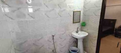 2 BHK + 1 Bath (900 sqft) Builder/Independent Floor for Rent in Neb Sarai, South Delhi