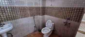 2 BHK + 2 Baths (950 sqft) Builder/Independent Floor for Rent in Neb Sarai