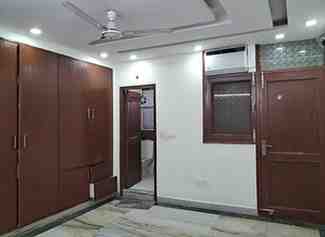 2 BHK + 2 Baths (900 sqft) Builder/Independent Floor for Rent in Sant Nagar, South Delhi