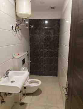 2 BHK + 2 Baths (900 sqft) Apartment/Flat for Rent in C Block, Lajpat Nagar