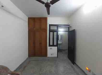 3 BHK + 1 Bath (1,000 sqft) Builder/Independent Floor for Rent in B Block, Chhattarpur Extension