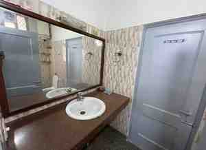 3 BHK + 2 Baths (1,800 sqft) Builder/Independent Floor for Rent in J Block, Saket