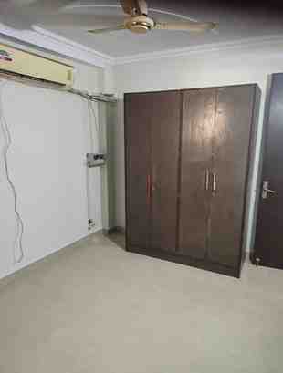3 BHK + 2 Baths (1,080 sqft) Builder/Independent Floor for Rent in Dwarka Sector 8