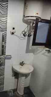 3 BHK + 2 Baths (1,080 sqft) Builder/Independent Floor for Rent in Dwarka Sector 8