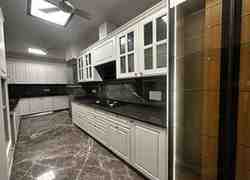 4 BHK + 4 Baths (3,600 sqft) Builder/Independent Floor for Rent in Defence Colony