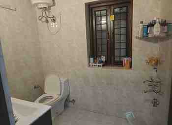 2 BHK + 2 Baths (1,500 sqft) Builder/Independent Floor for Rent in K Block, Chittranjan Park