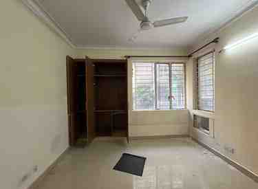 2 BHK + 2 Baths (1,200 sqft) Apartment/Flat for Rent in Saraswati Narmada Ganga Yamuna Apartment, Vasant Kunj