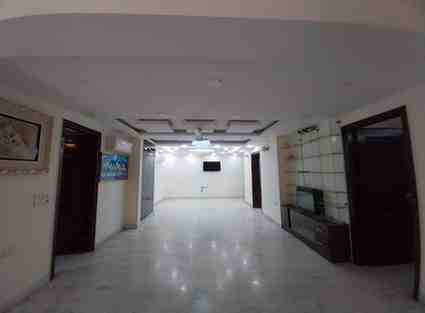 3 BHK + 2 Baths (1,500 sqft) Apartment/Flat for Rent in Saraswati Narmada Ganga Yamuna Apartment, Vasant Kunj