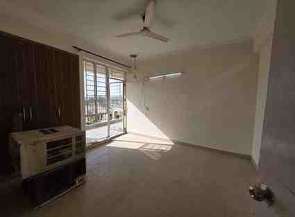 3 BHK + 2 Baths (1,600 sqft) Apartment/Flat for Rent in Saraswati Narmada Ganga Yamuna Apartment, Vasant Kunj