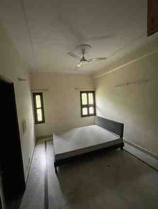 3 BHK + 3 Baths (1,800 sqft) Apartment/Flat for Rent in G Block, Saket