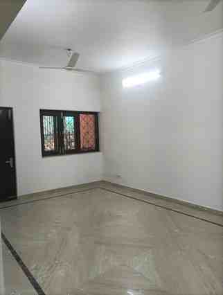 4 BHK + 2 Baths (2,000 sqft) Apartment/Flat for Rent in South Park Apartment, Kalkaji