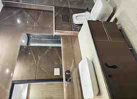 4 BHK + 5 Baths (2,700 sqft) Builder/Independent Floor for Rent in J Block, Saket